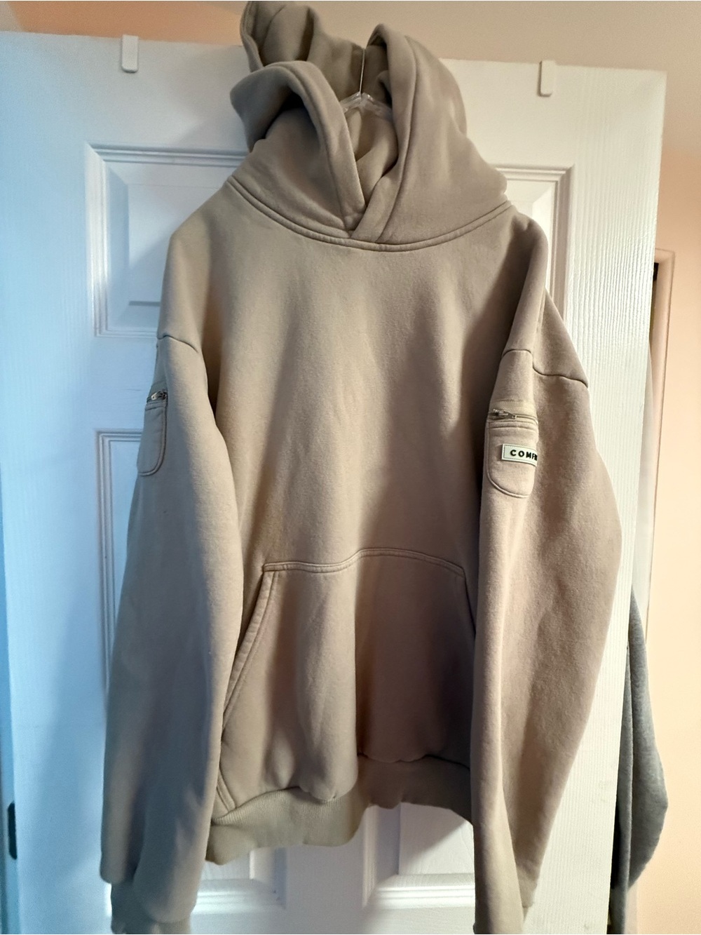 Comfrt Travel Essentials Hoodie - Neutral Everyday Knit